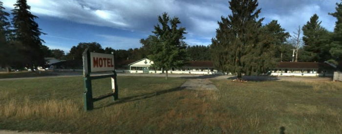 Au Sable Motel - Various Street Views Of Hospitality House Wing (newer photo)